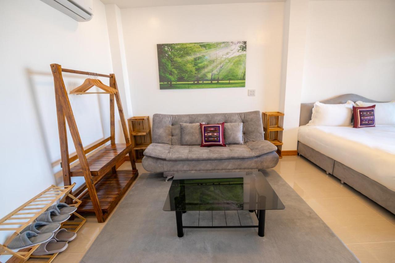 Bed and Breakfast Oasis Phamee Ban Pha Mi Екстер'єр фото